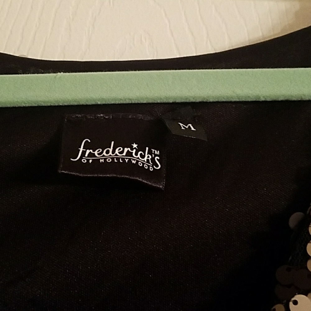 Dress - Picture 4 of 4